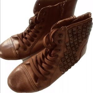 Ankle Booties, studded Brown Size 7
